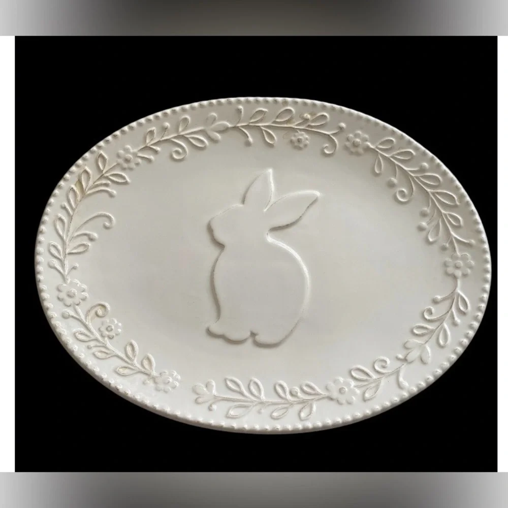 NWT Pier 1 imports THE BUNNY OVAL SERVING PLATTER 11”x15”  Porcelain easter